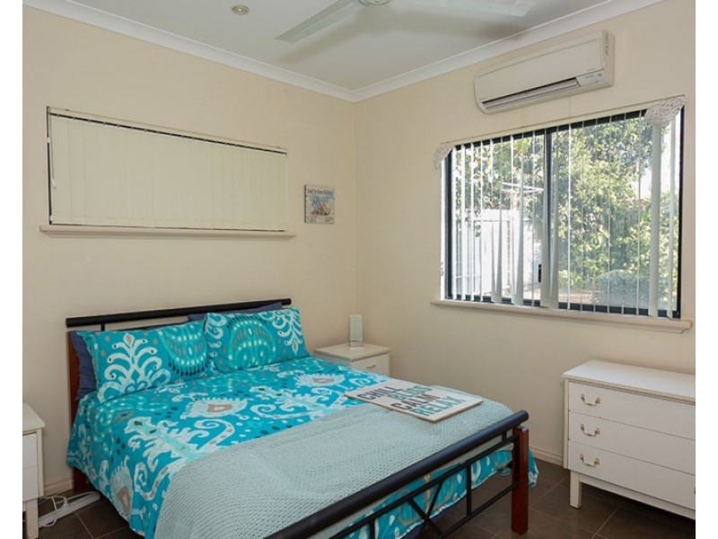 13 Rhonda Road, Baynton WA 6714