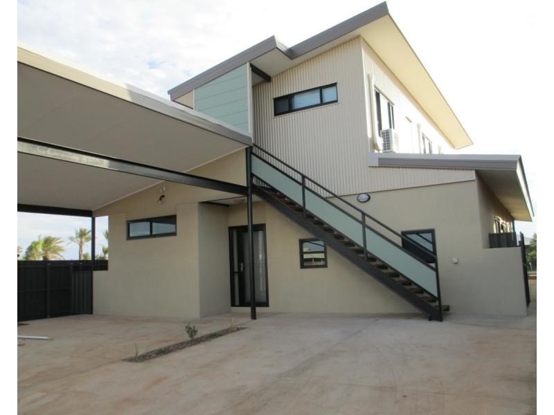 27 Euro Boulevard, Baynton WA 6714