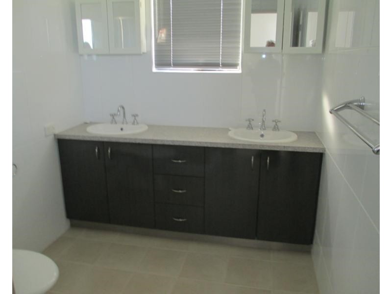 27 Euro Boulevard, Baynton WA 6714