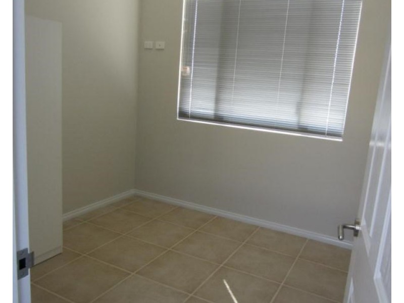 27 Euro Boulevard, Baynton WA 6714