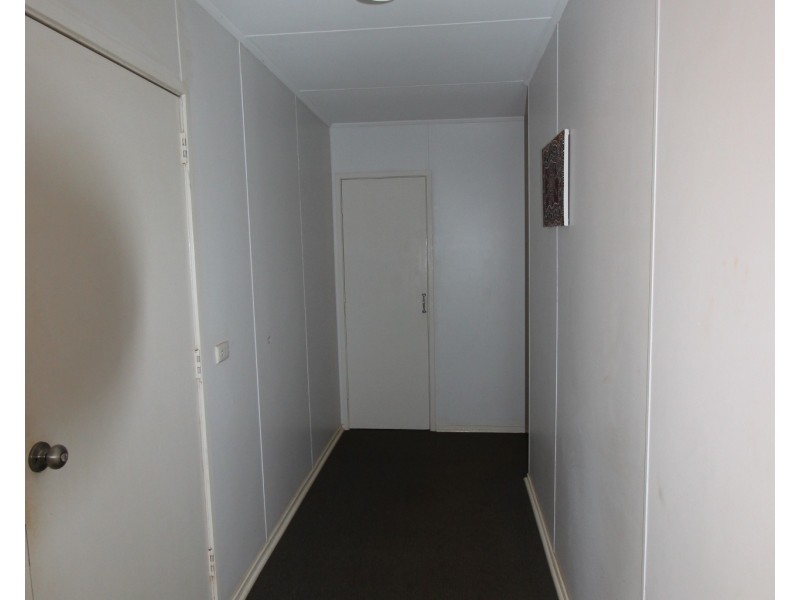 4 Maitland Court, Dampier WA 6713