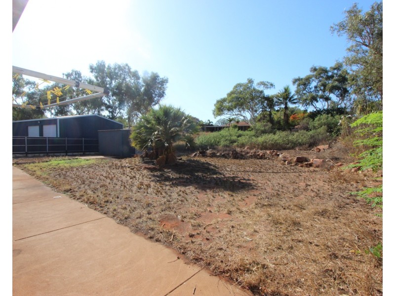 4 Maitland Court, Dampier WA 6713