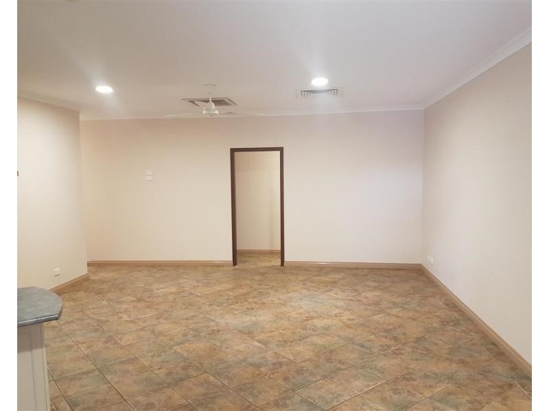 6 McWhirter Way, Baynton WA 6714