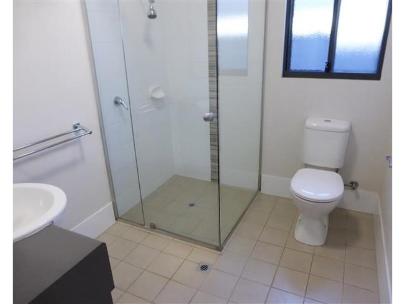 11 Tharnda Road, Baynton WA 6714