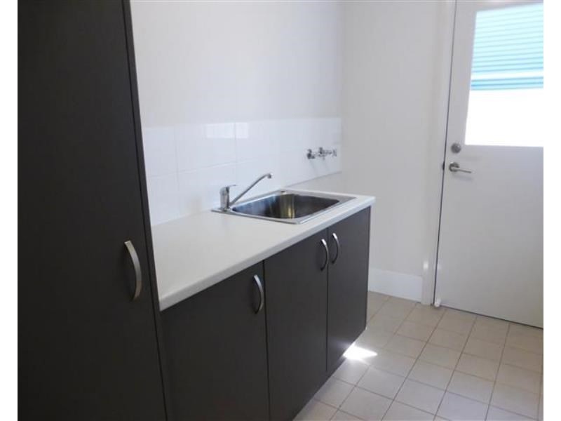 11 Tharnda Road, Baynton WA 6714