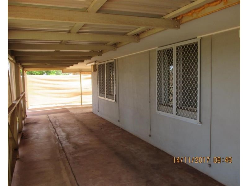 13 Pinderi Crescent, Dampier WA 6713