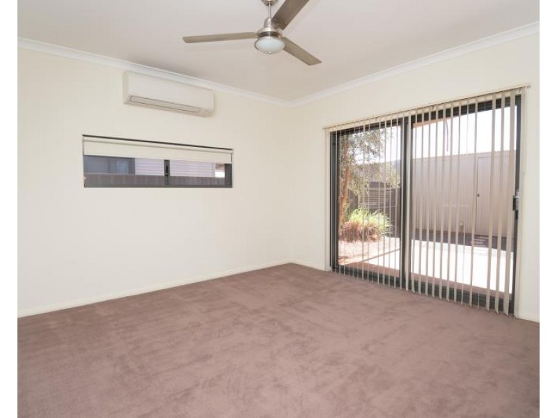 64 Mantaray Loop, Nickol WA 6714