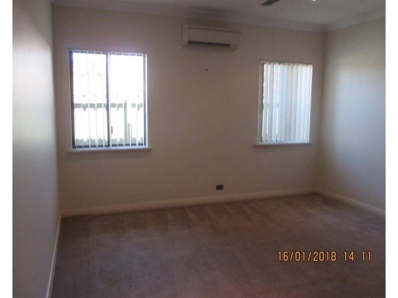 12 Fabling Court, Baynton WA 6714