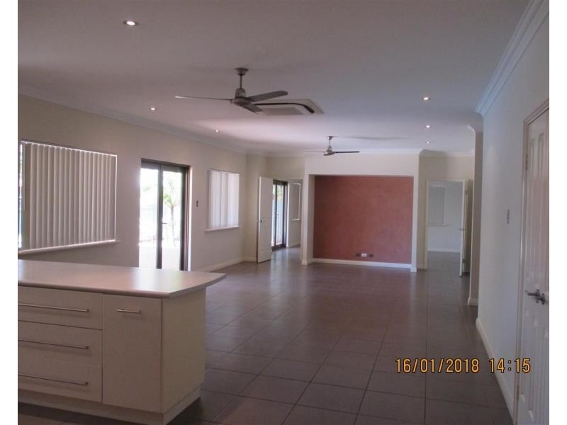 12 Fabling Court, Baynton WA 6714