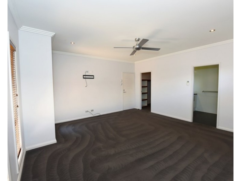 73 Marniyarra Loop, Baynton WA 6714