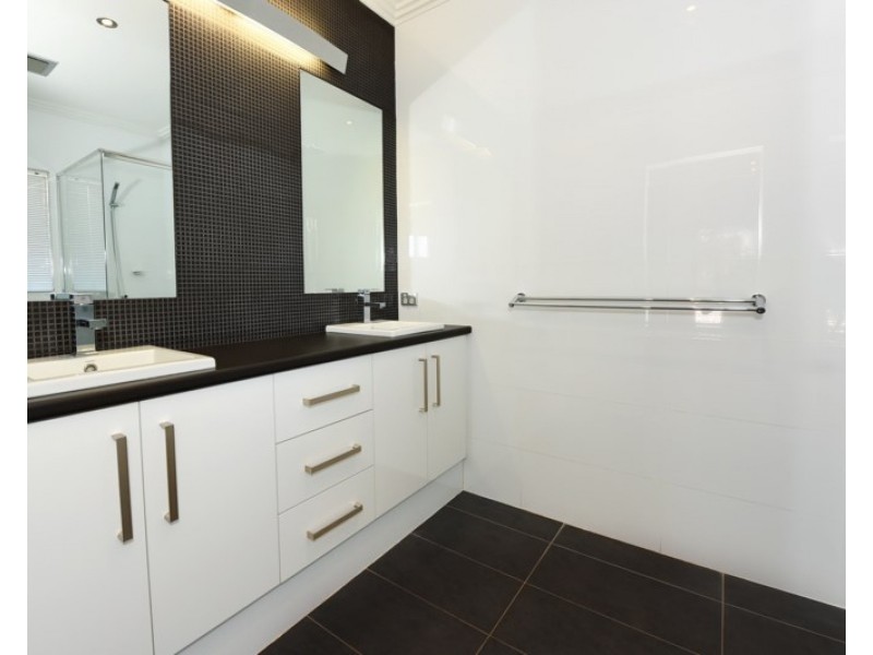 73 Marniyarra Loop, Baynton WA 6714