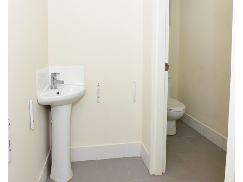 21 Jadura Crescent, Baynton WA 6714