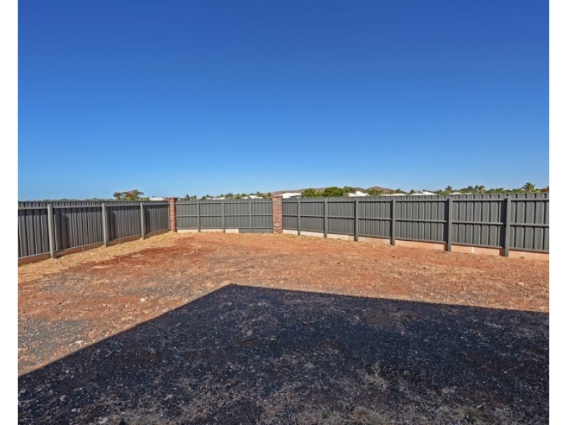 21 Jadura Crescent, Baynton WA 6714