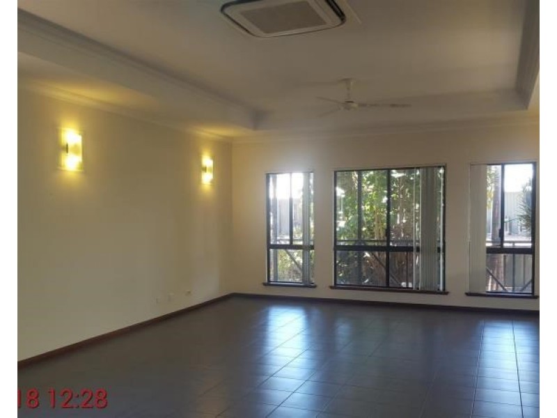 19 Bettong Bend, Baynton WA 6714