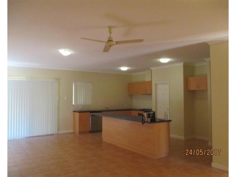 10 Miles Loop, Baynton WA 6714