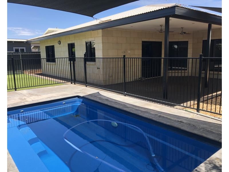 11 Jadura Crescent, Baynton WA 6714