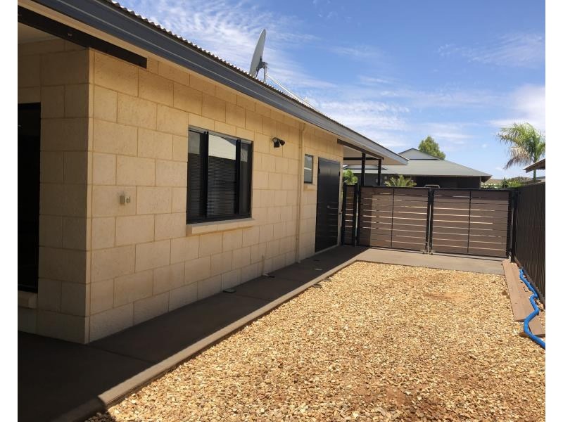 11 Jadura Crescent, Baynton WA 6714