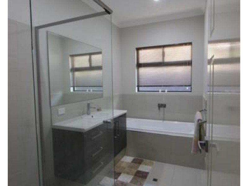 68 Mujira Ramble, Baynton WA 6714