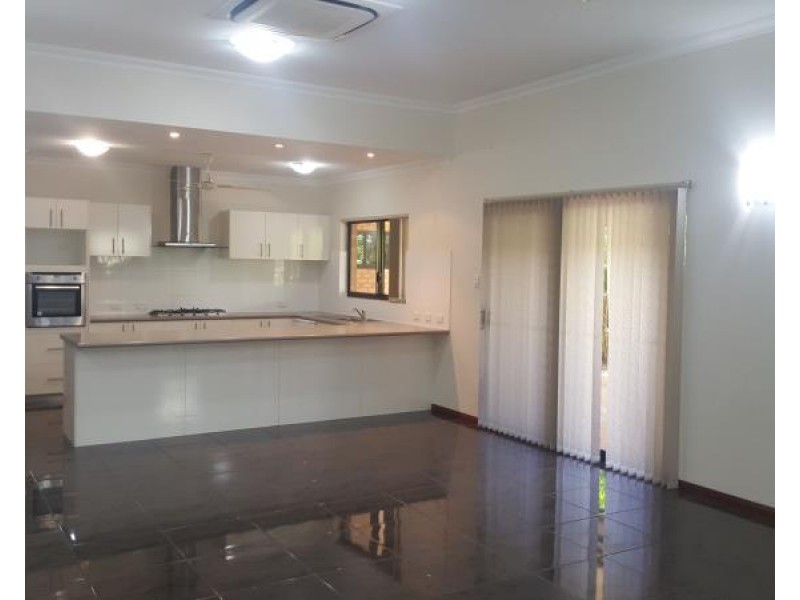 6 Jadura Cresent, Baynton WA 6714