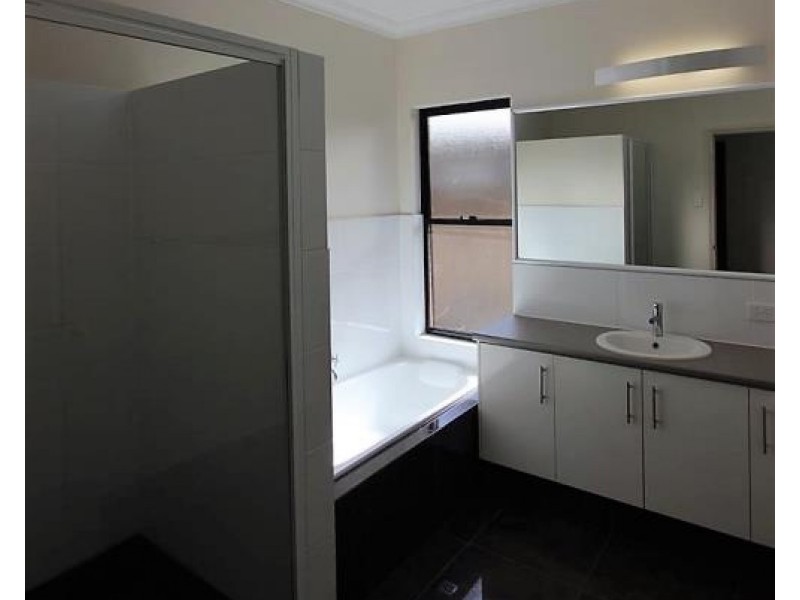 6 Jadura Cresent, Baynton WA 6714