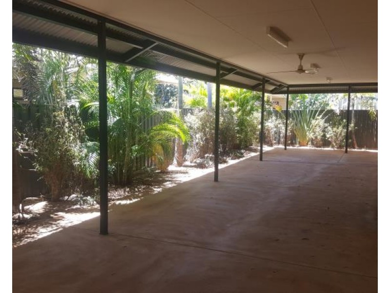 6 Jadura Cresent, Baynton WA 6714