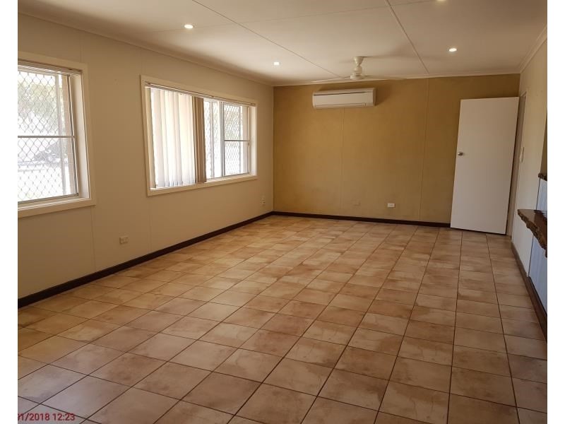 27 Elliot Way, Bulgarra WA 6714