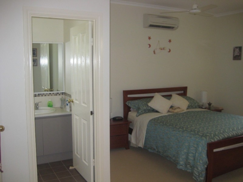 2 Lilly Parade, Karratha WA 6714