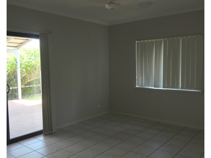 13 Delmere Way, Baynton WA 6714