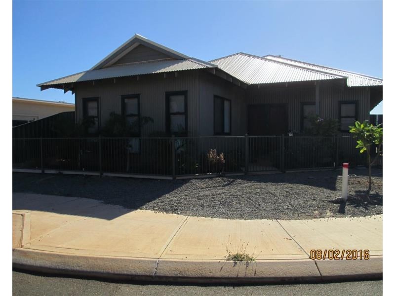 27 Tharnda Road, Baynton WA 6714