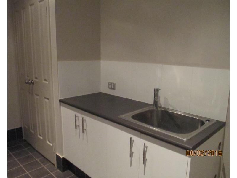 27 Tharnda Road, Baynton WA 6714