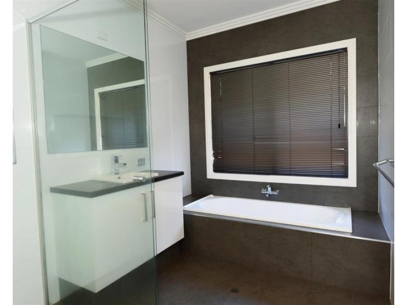 73 Marniyarra Loop, Baynton WA 6714