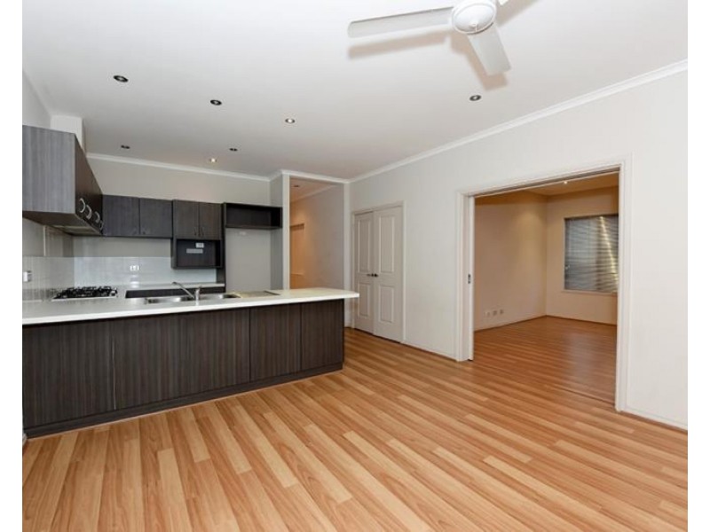 16 Curlew Street, Baynton WA 6714