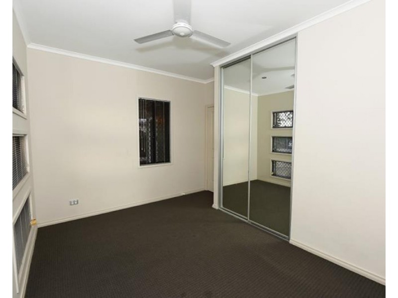 16 Curlew Street, Baynton WA 6714