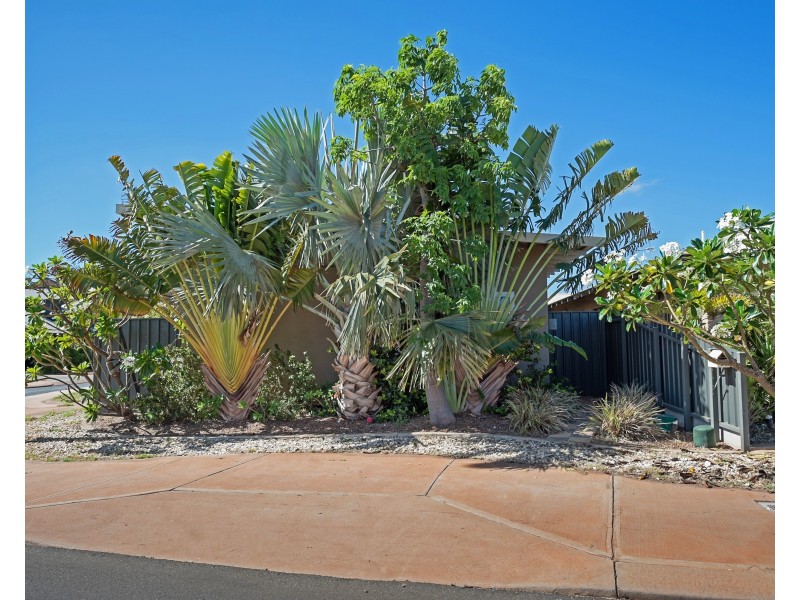 24 Marrimarri Parade, Baynton WA 6714