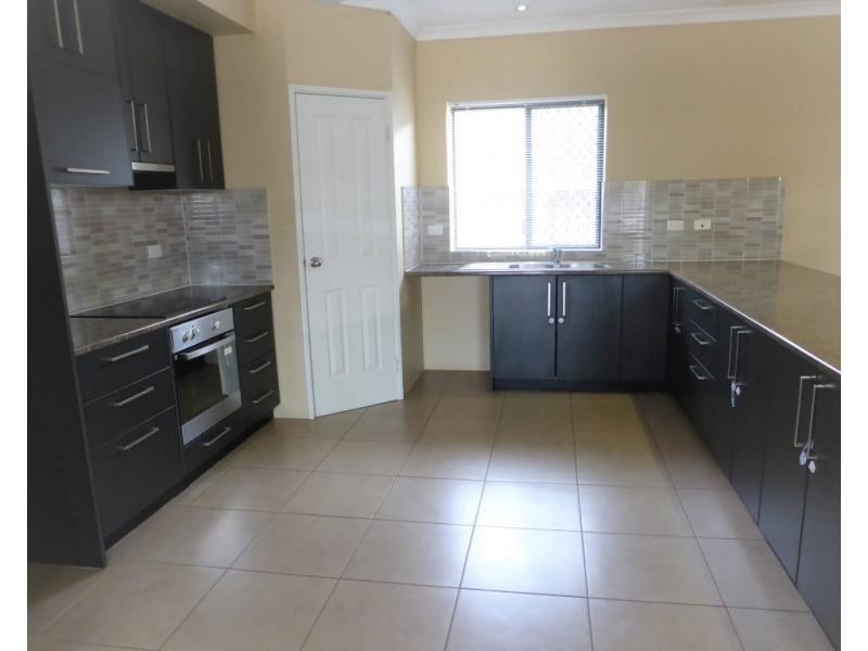 13 Wallaby Street, Baynton WA 6714