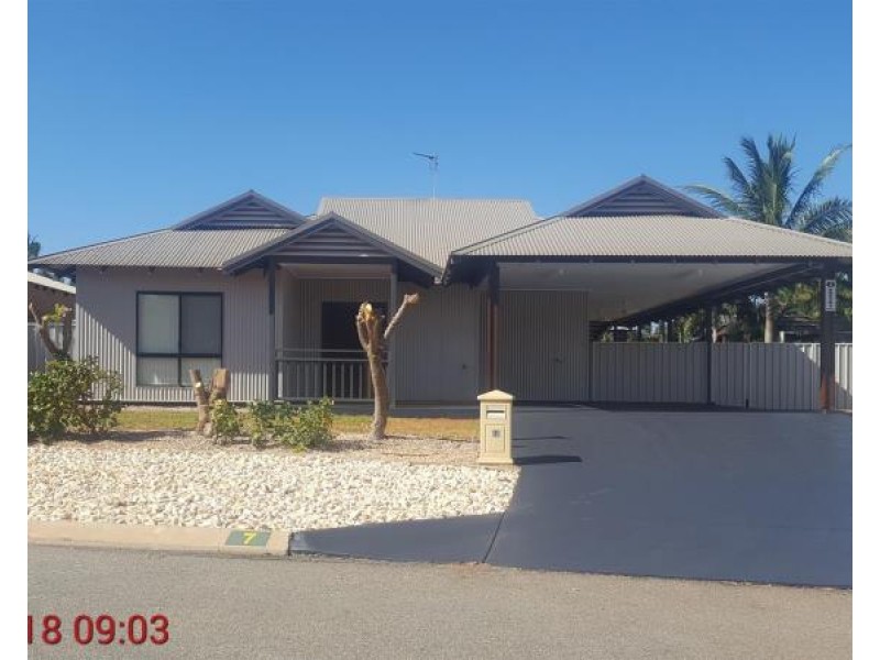 7 Rhonda Road, Baynton WA 6714