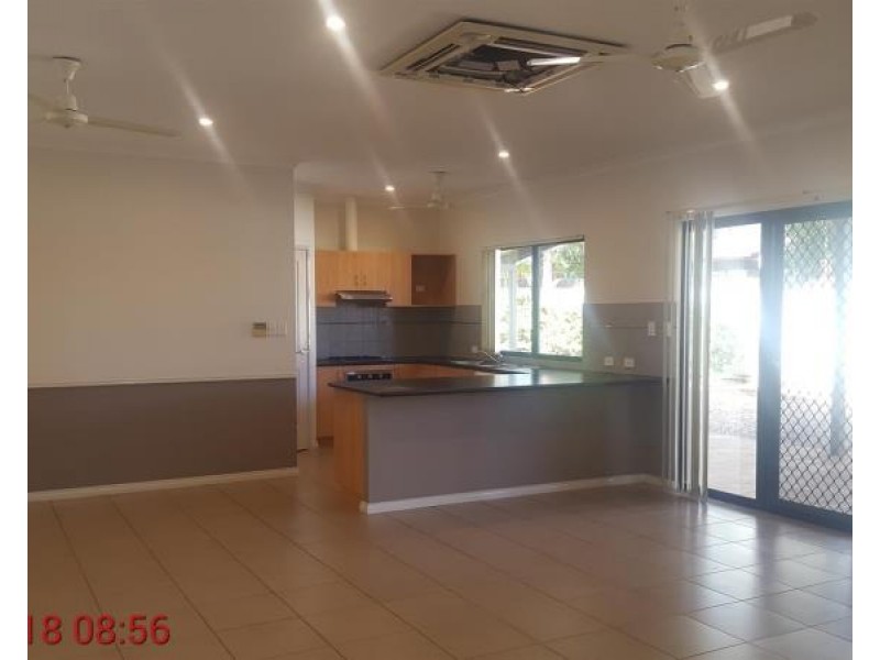 7 Rhonda Road, Baynton WA 6714