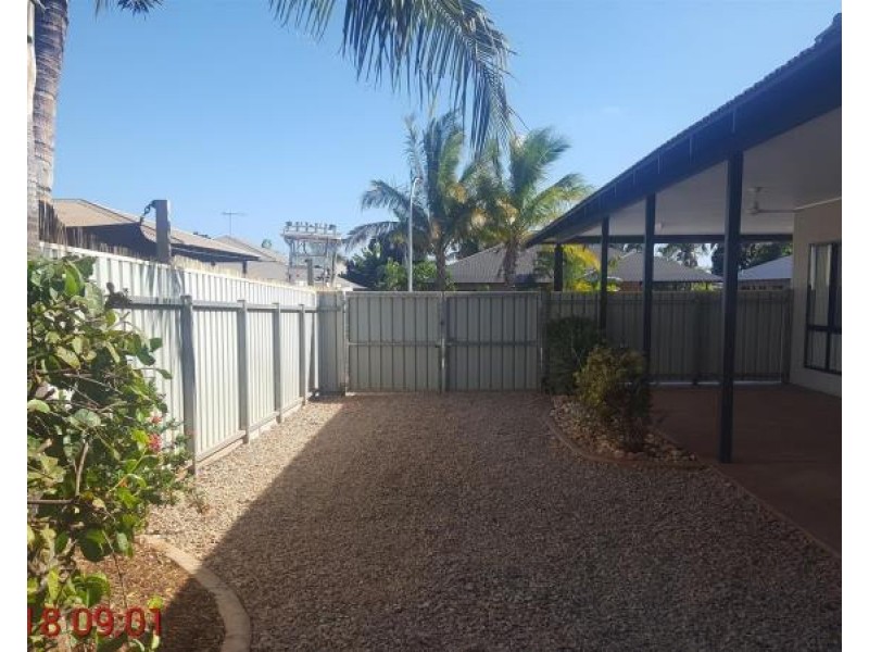 7 Rhonda Road, Baynton WA 6714