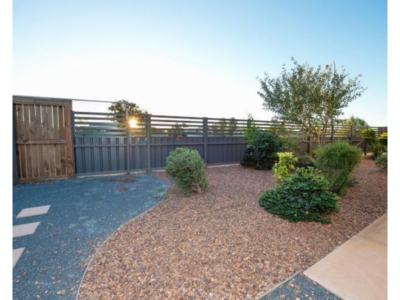 2 Mantaray Loop, Nickol WA 6714