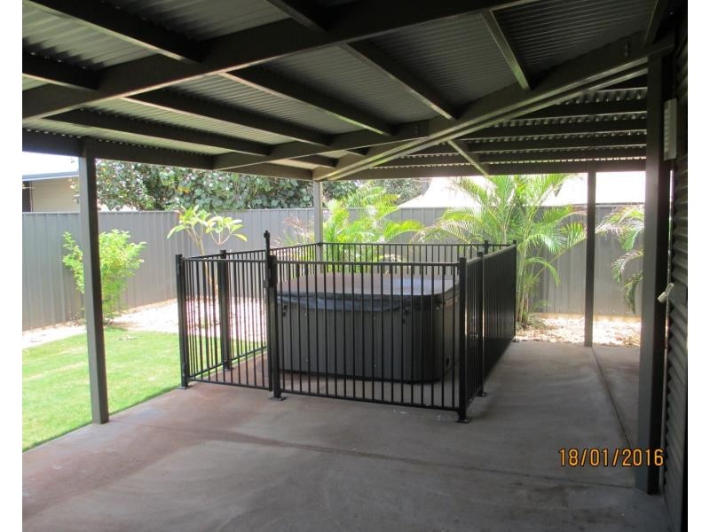 13 Stingray Street, Baynton WA 6714