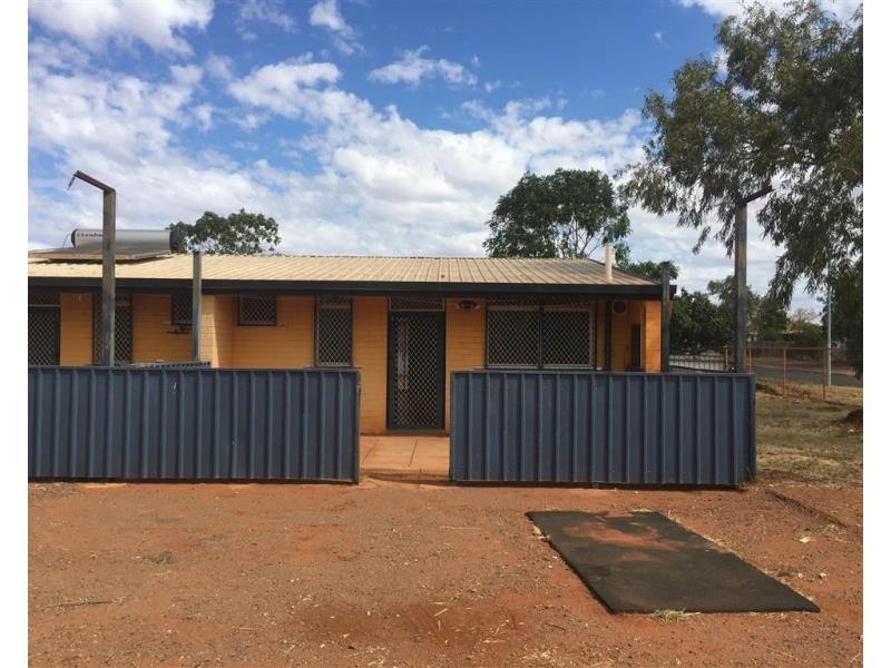 1/12 Lockyer Street, Roebourne WA 6718