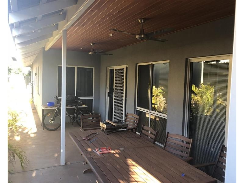 6 Winyama Road, Baynton WA 6714