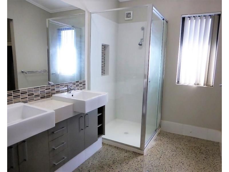 13 Stingray Street, Baynton WA 6714