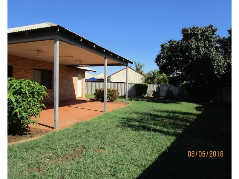 4 Lilly Parade, Baynton WA 6714