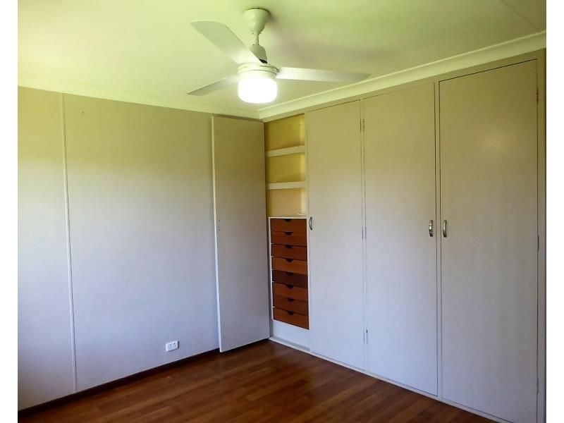 7 Giles Crescent, Dampier WA 6713