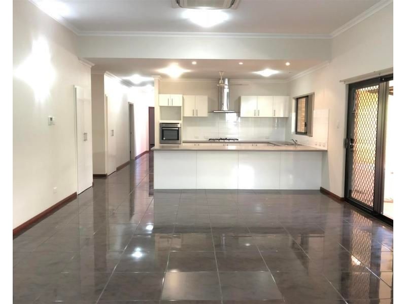 6 Jadura Cresent, Baynton WA 6714