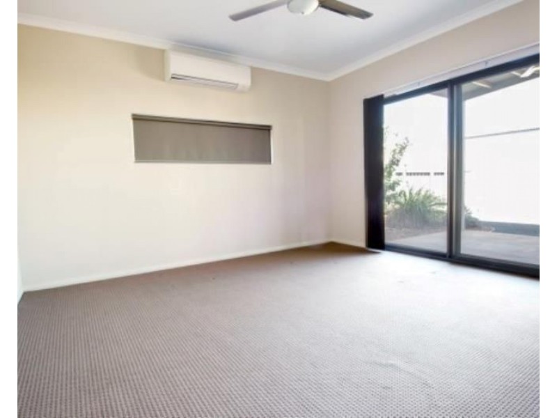 8 Mantaray Loop, Nickol WA 6714