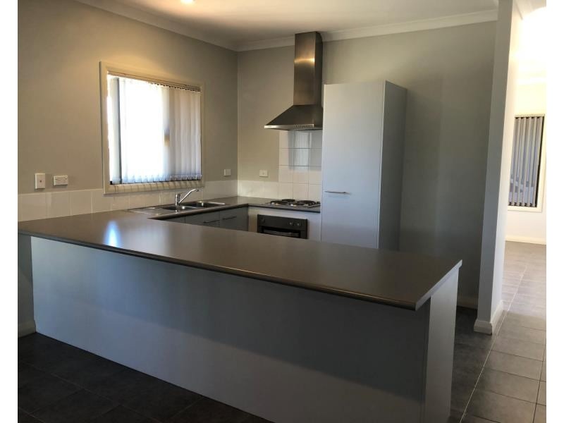 37 Falcon Parade, Nickol WA 6714