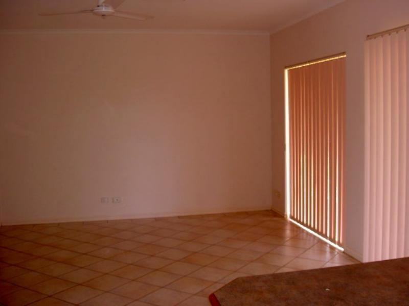 39 Mccamey Loop, Karratha WA 6714