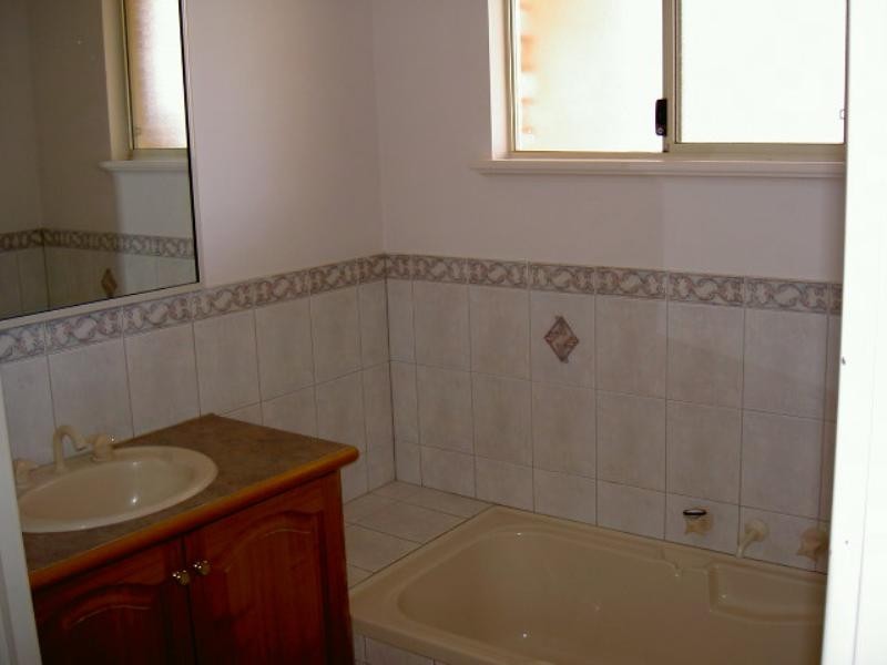 39 Mccamey Loop, Karratha WA 6714